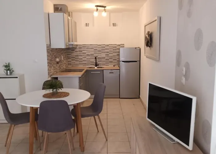 Natalija Апартаменты Привлака